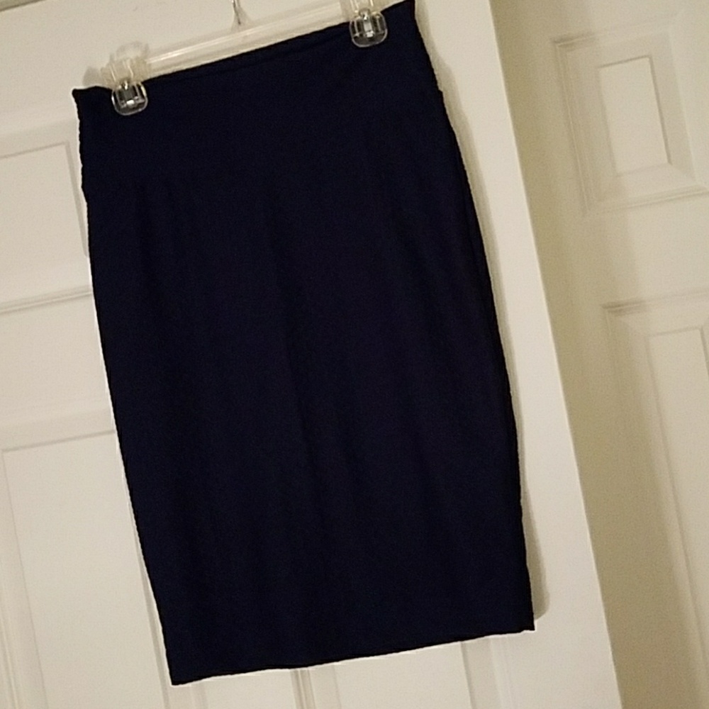 Navy pencil skirt